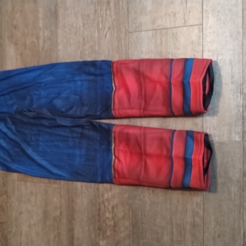 Captain Marvel costume - Picture 7 of 17